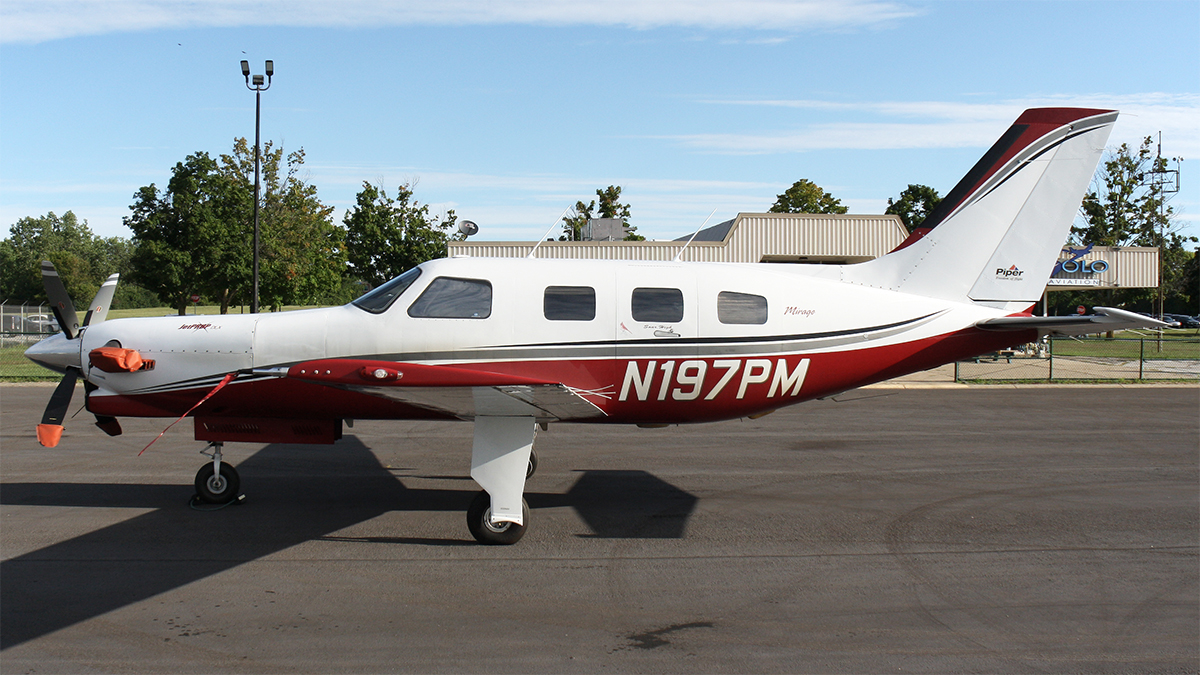 Full size: PRIVATE PA-46 N197PM at Ann Arbor Municipal Airport